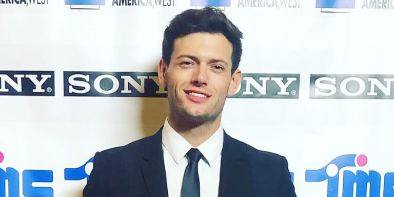 Levi Carlson: Meet Kyle ‘Kiki Frags’ Fragnoli, the Actor Behind the Popular Vertical Drama Role