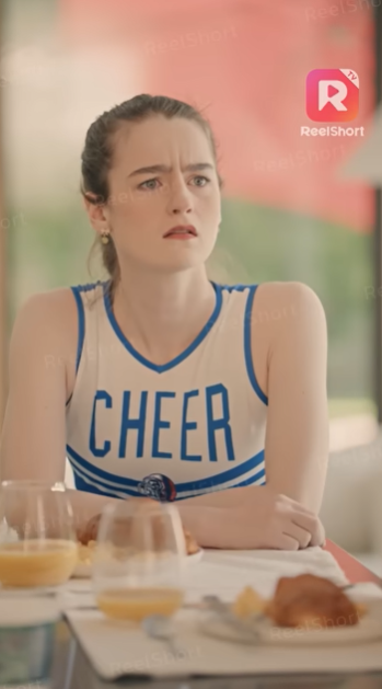 Meghan Reed plays Isabella Bradshaw in the vertical drama series "The Lost Quarterback Returns," as posted on July 26, 2024 | Source: YouTube/reelshortapp